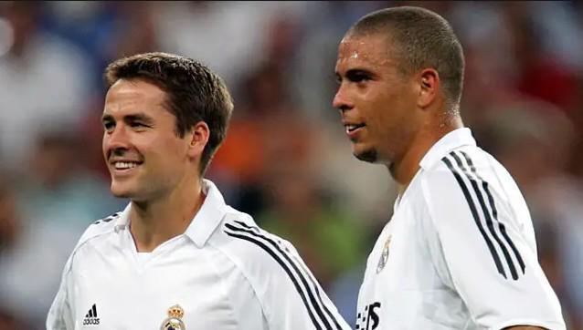 已经屡屡摆 已经屡屡摆